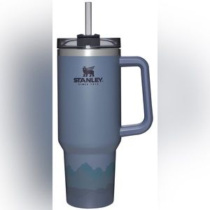 BNWT Dusk Landscape Stanley Adventure Quencher Tumbler